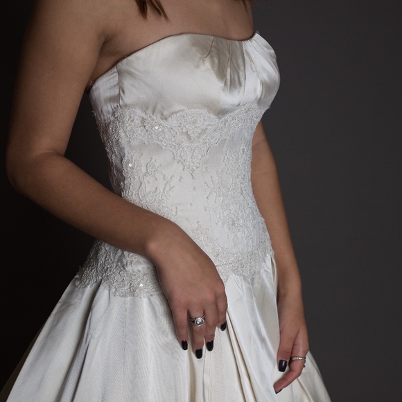Gorgeous Judd Waddell Wedding Gown
